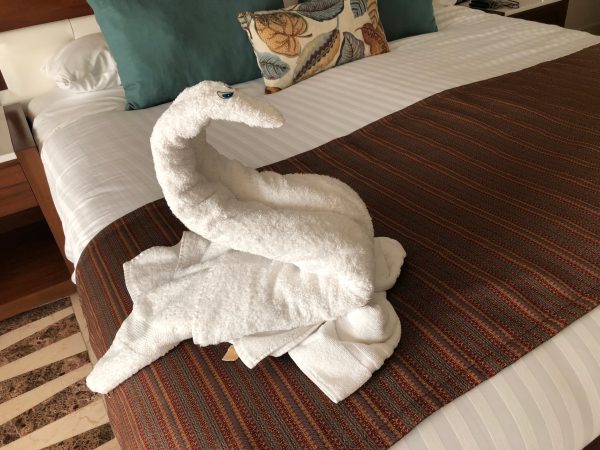Towel Sculpture Swan, Hacienda Tres Rios, Playa del Carmen, Mexico